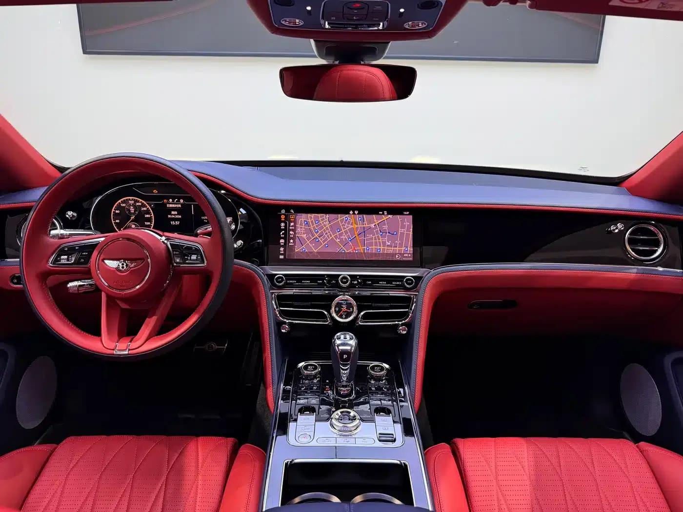 Flying Spur 2022 4.0T V8 Standard Edition — миниатюра 6