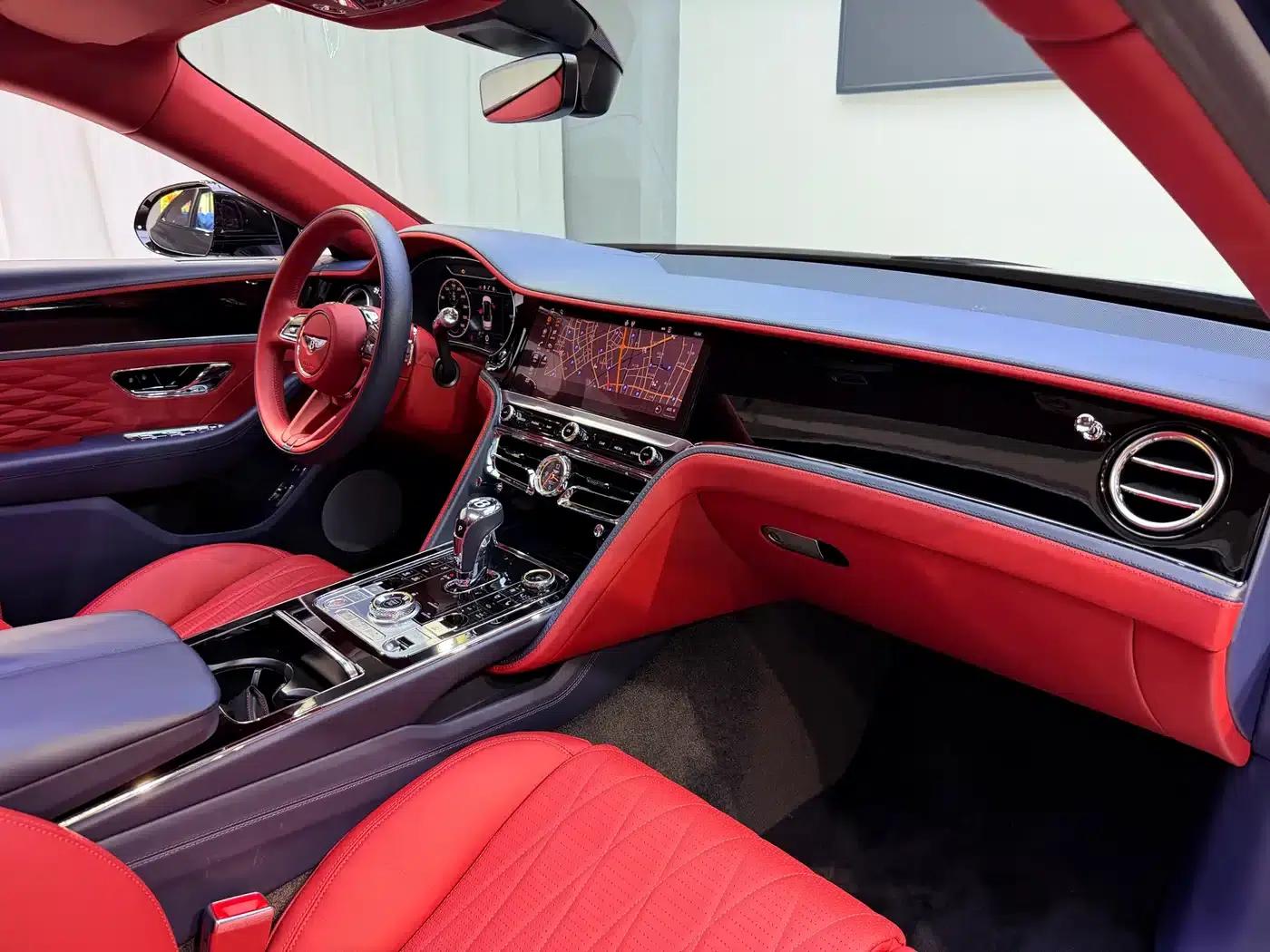 Flying Spur 2022 4.0T V8 Standard Edition — миниатюра 8
