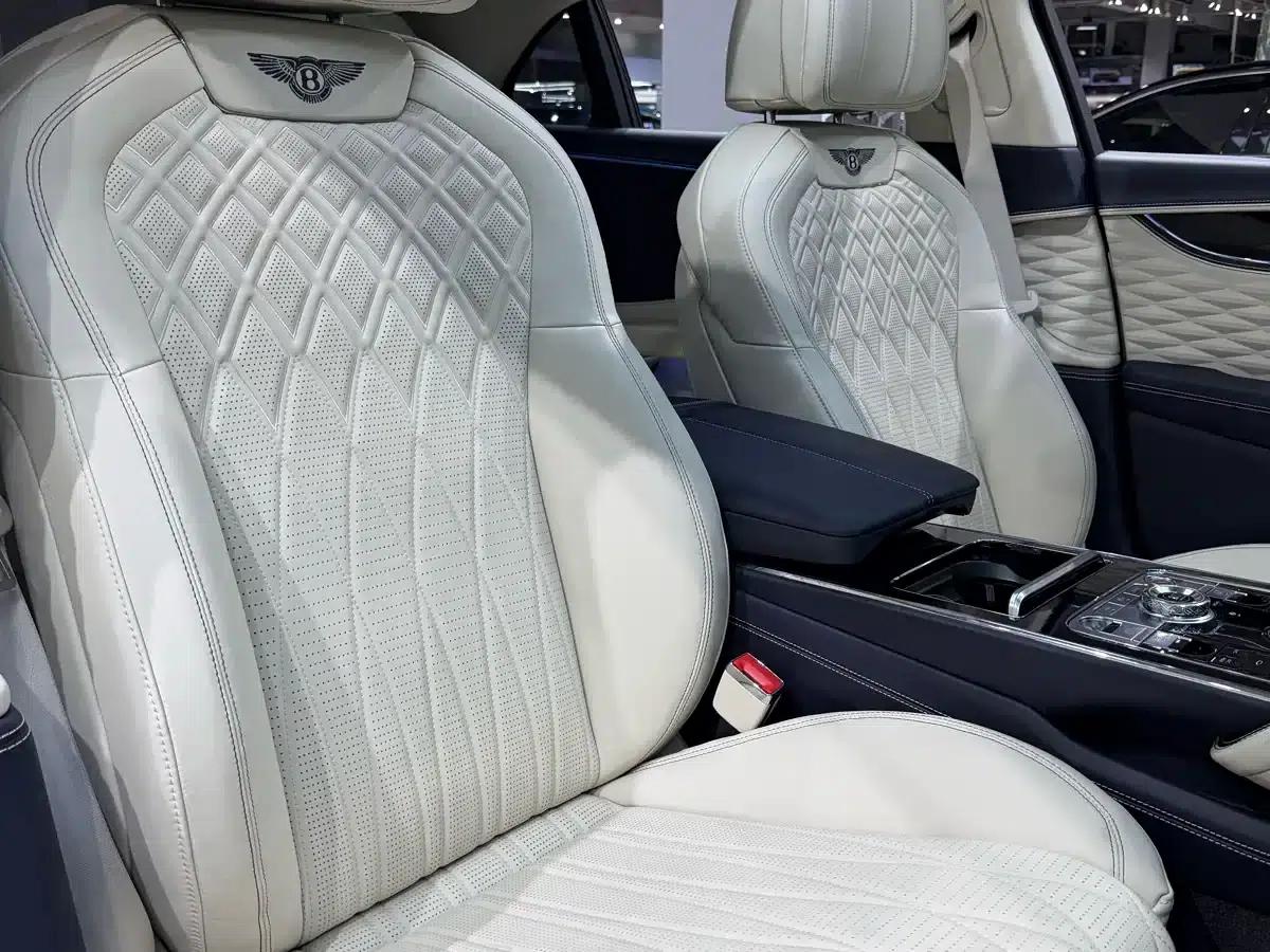 Flying Spur 2022 4.0T V8 Standard Edition — миниатюра 9