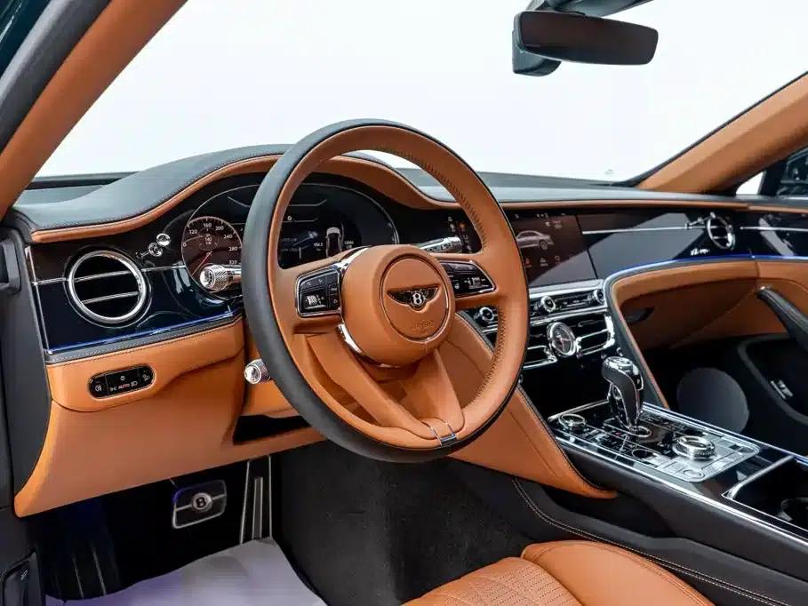 2023 Mercedes-Benz Flying Spur 4.0T V8 Elegance Edition — миниатюра 22