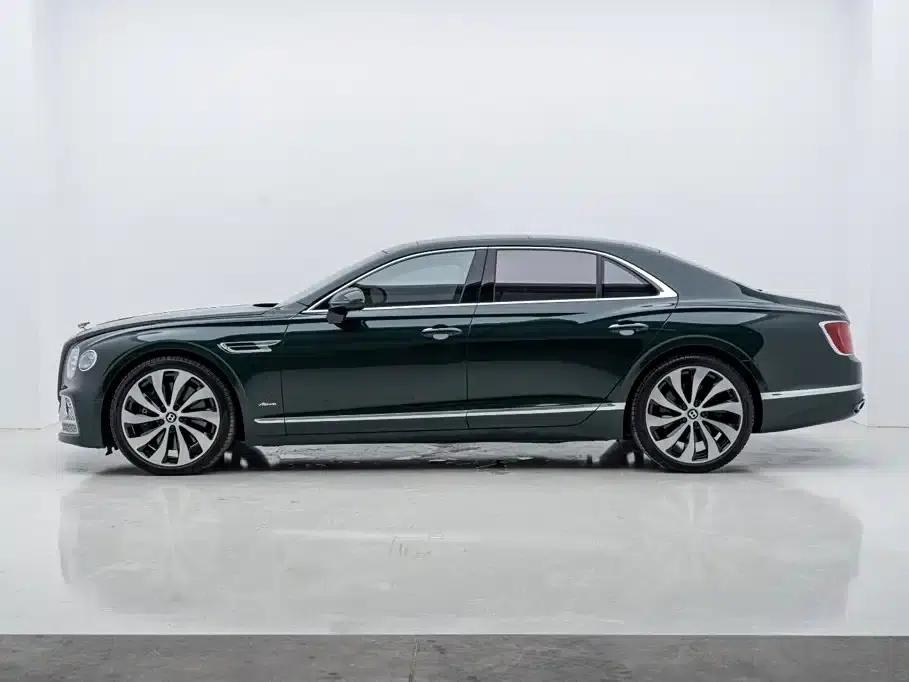 2023 Mercedes-Benz Flying Spur 4.0T V8 Elegance Edition — миниатюра 7