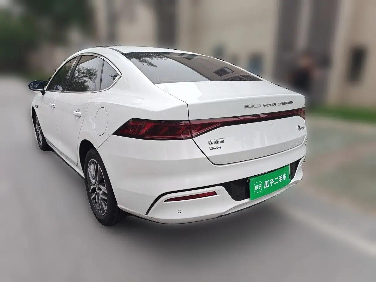 BYD Qin PLUS 2024 HONOR Edition DM-i 55KM Beyond Model — миниатюра 4
