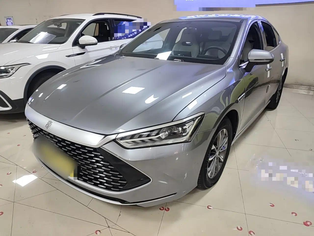 BYD Qin PLUS 2024 HONOR Edition DM-i 55KM Leading Model — миниатюра 1