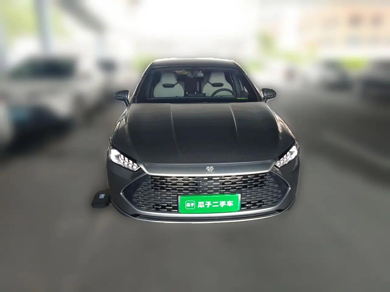 BYD Qin PLUS 2024 HONOR Edition DM-i 55KM Leading Model — миниатюра 2