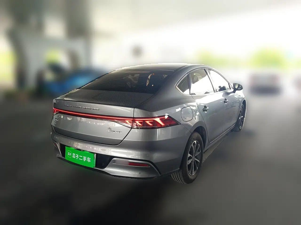 BYD Qin PLUS 2024 HONOR Edition DM-i 55KM Leading Model — миниатюра 6