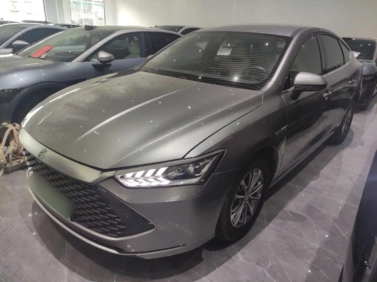 BYD Qin PLUS 2024 HONOR Edition DM-i 55KM Leading Model — миниатюра 1