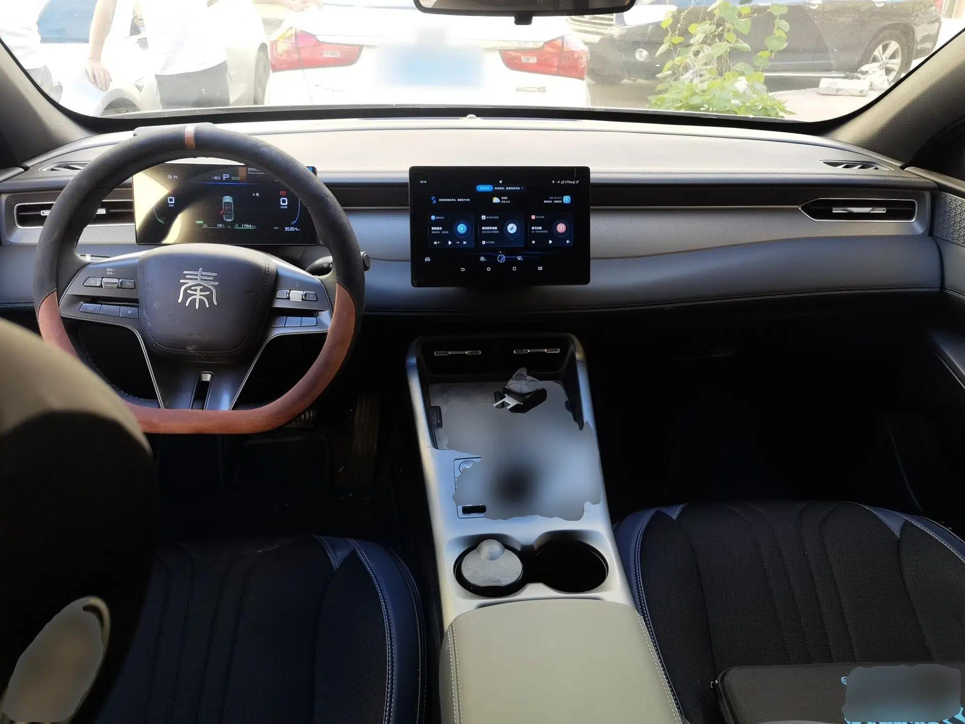 BYD Qin PLUS 2025 DM-i Smart Drive 55KM Leading Model — миниатюра 6