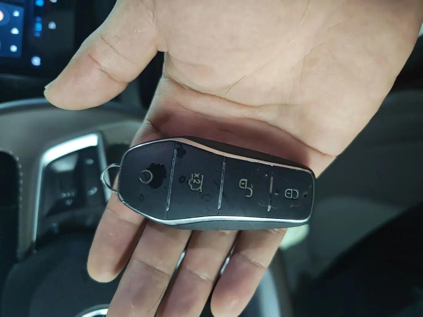 BYD Qin PLUS 2023 Champion Edition DM-i 55KM Leading Model — миниатюра 28