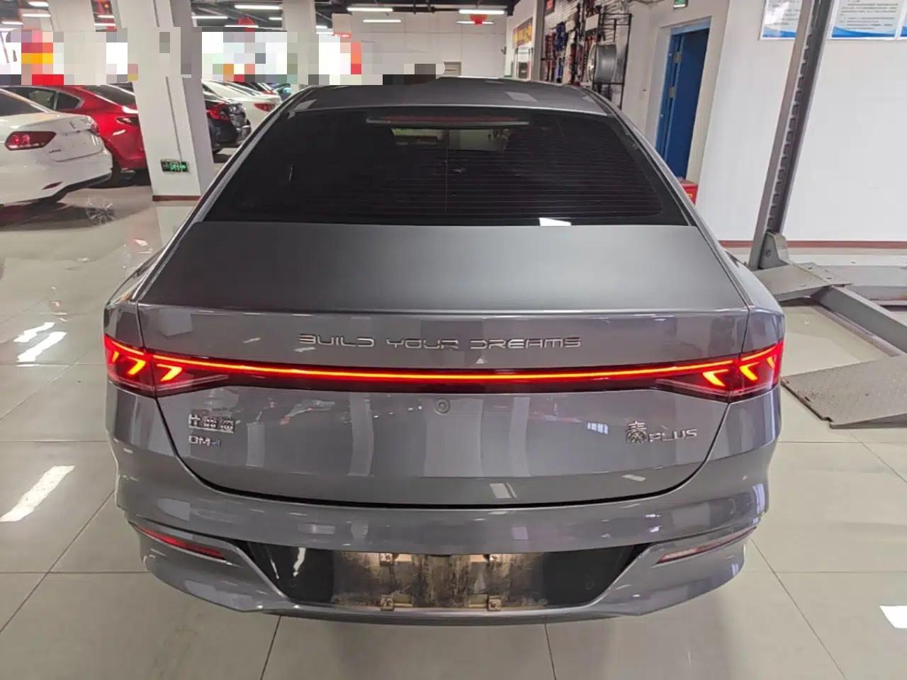 BYD Qin PLUS 2023 Champion Edition DM-i 55KM Leading Model — миниатюра 5