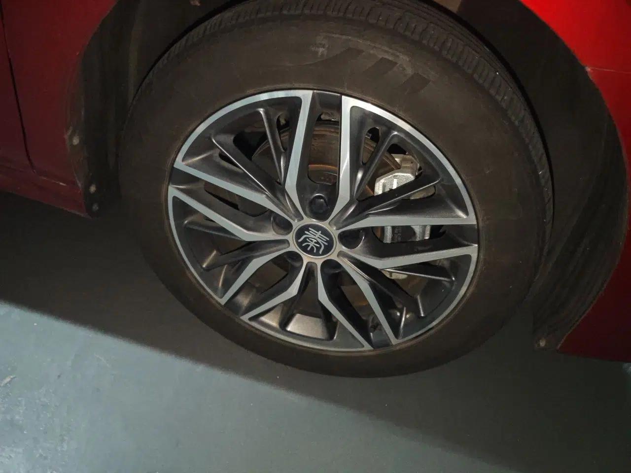 BYD Qin PLUS 2021 DM-i 120KM Prestige Model — миниатюра 8
