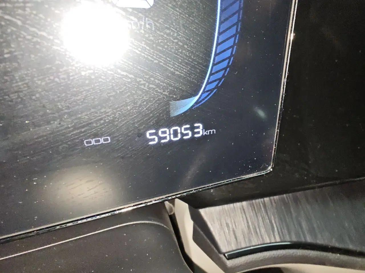 BYD Qin PLUS 2023 Champion Edition DM-i 55KM Leading Model — миниатюра 12