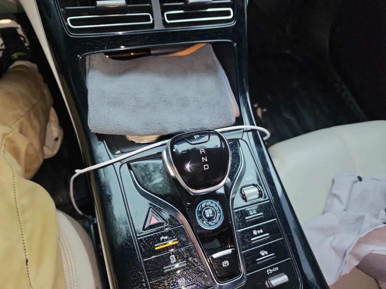 BYD Qin PLUS 2023 Champion Edition DM-i 55KM Leading Model — миниатюра 14