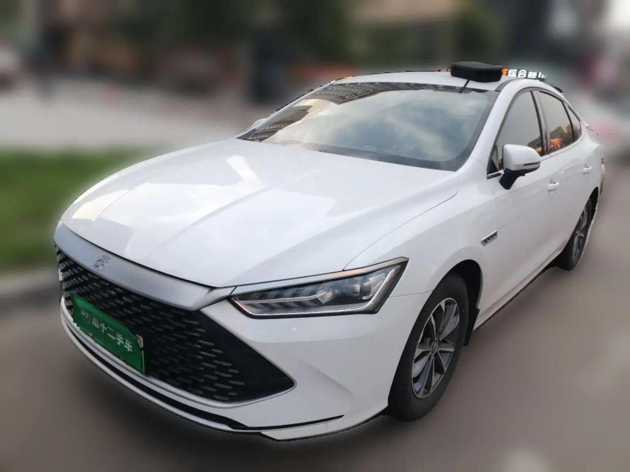 BYD Qin PLUS 2024 HONOR Edition DM-i 55KM Leading Model — миниатюра 1
