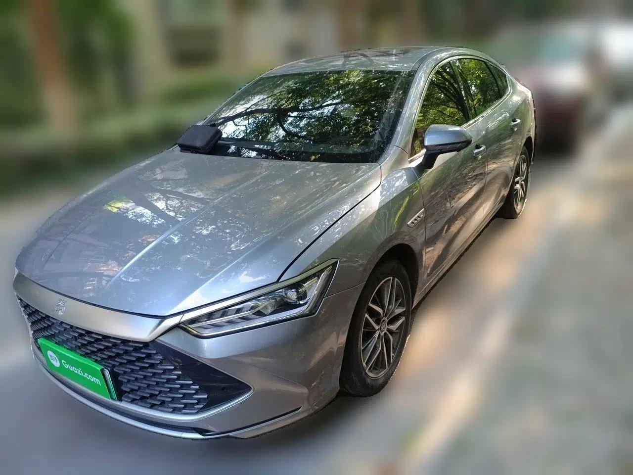 BYD Qin PLUS 2023 Champion Edition DM-i 120KM Beyond Model — миниатюра 1