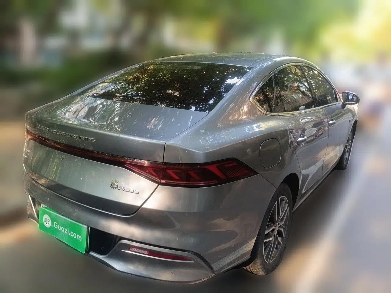 BYD Qin PLUS 2023 Champion Edition DM-i 120KM Beyond Model — миниатюра 6
