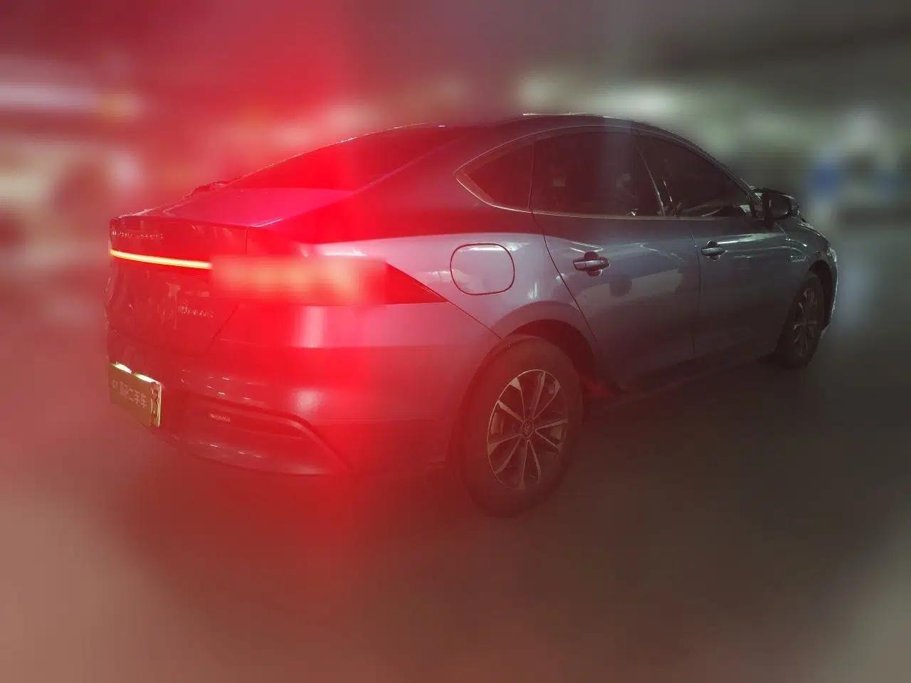 BYD Qin PLUS 2024 HONOR Edition DM-i 55KM Leading Model — миниатюра 6