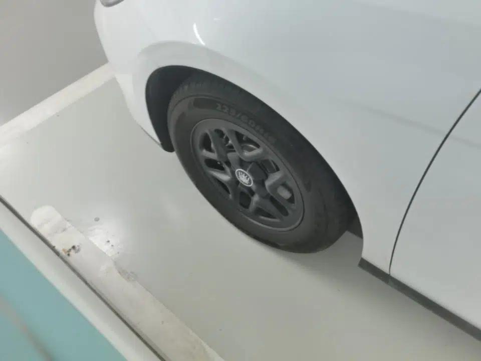 BYD Qin PLUS 2025 DM-i Smart Drive 55KM Leading Model — миниатюра 10