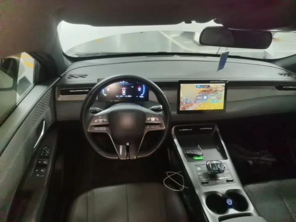 BYD Qin PLUS 2025 DM-i Smart Drive 55KM Leading Model — миниатюра 13