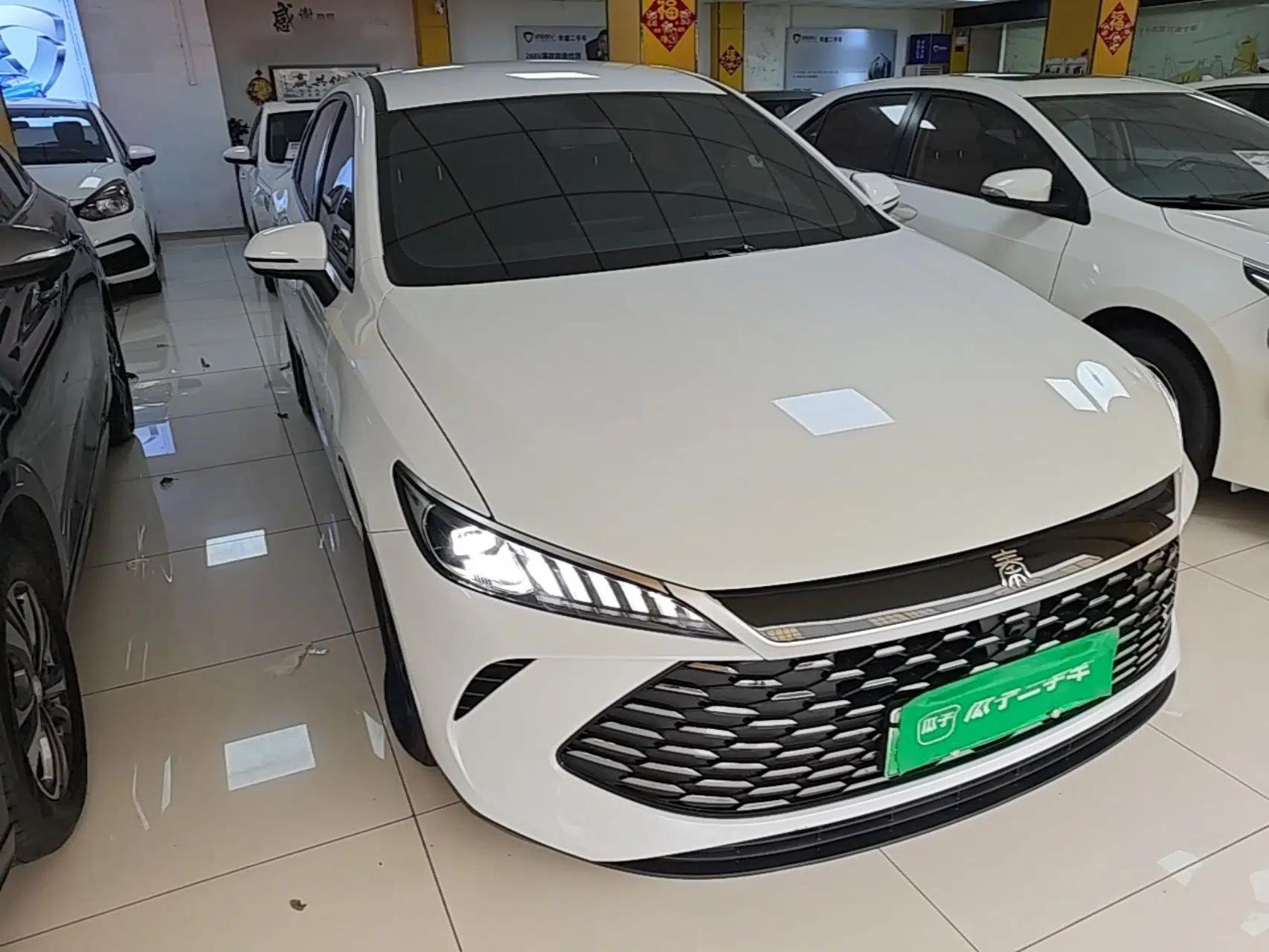 BYD Qin PLUS 2025 DM-i Smart Drive 55KM Leading Model — миниатюра 3