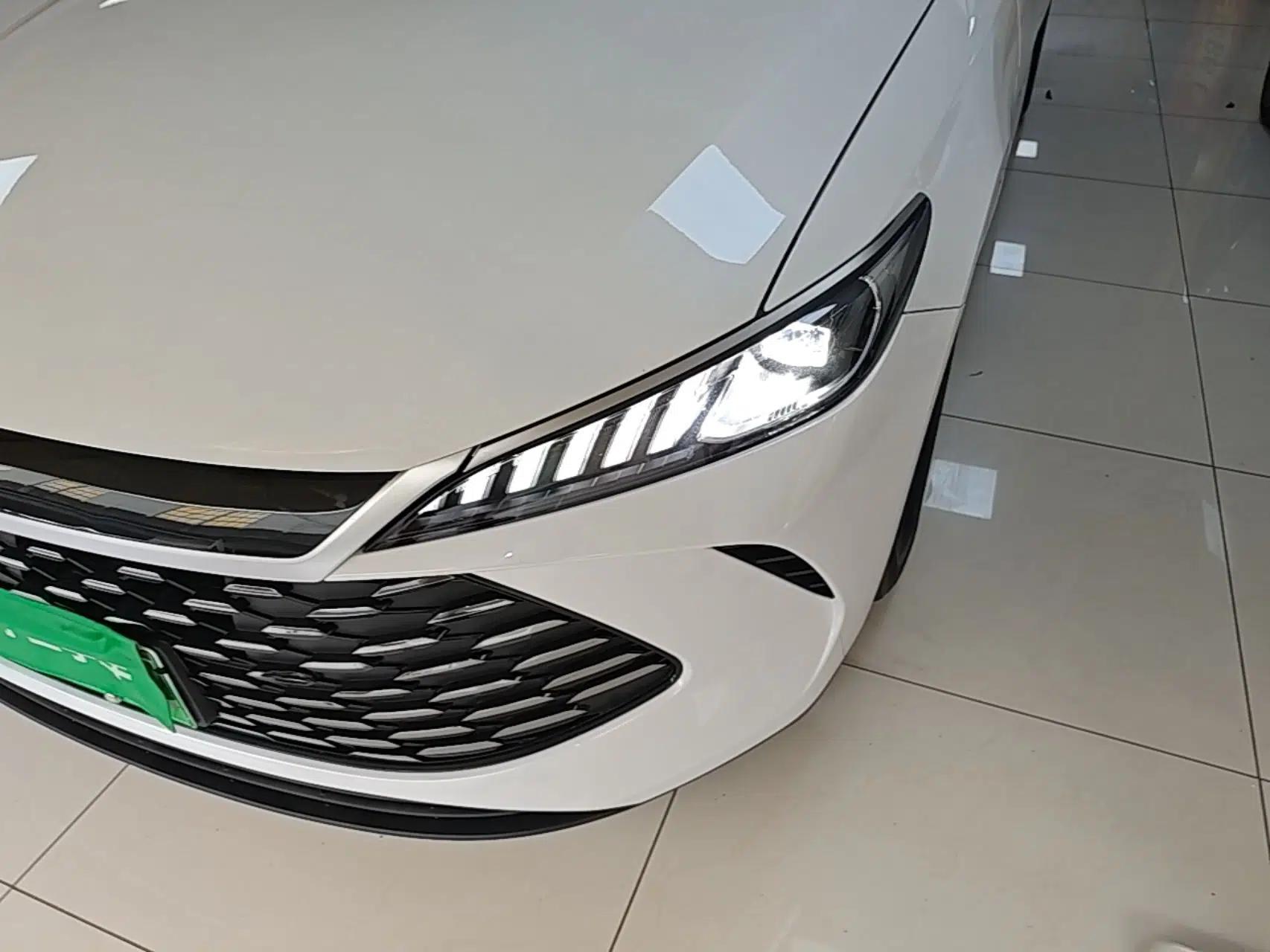 BYD Qin PLUS 2025 DM-i Smart Drive 55KM Leading Model — миниатюра 8