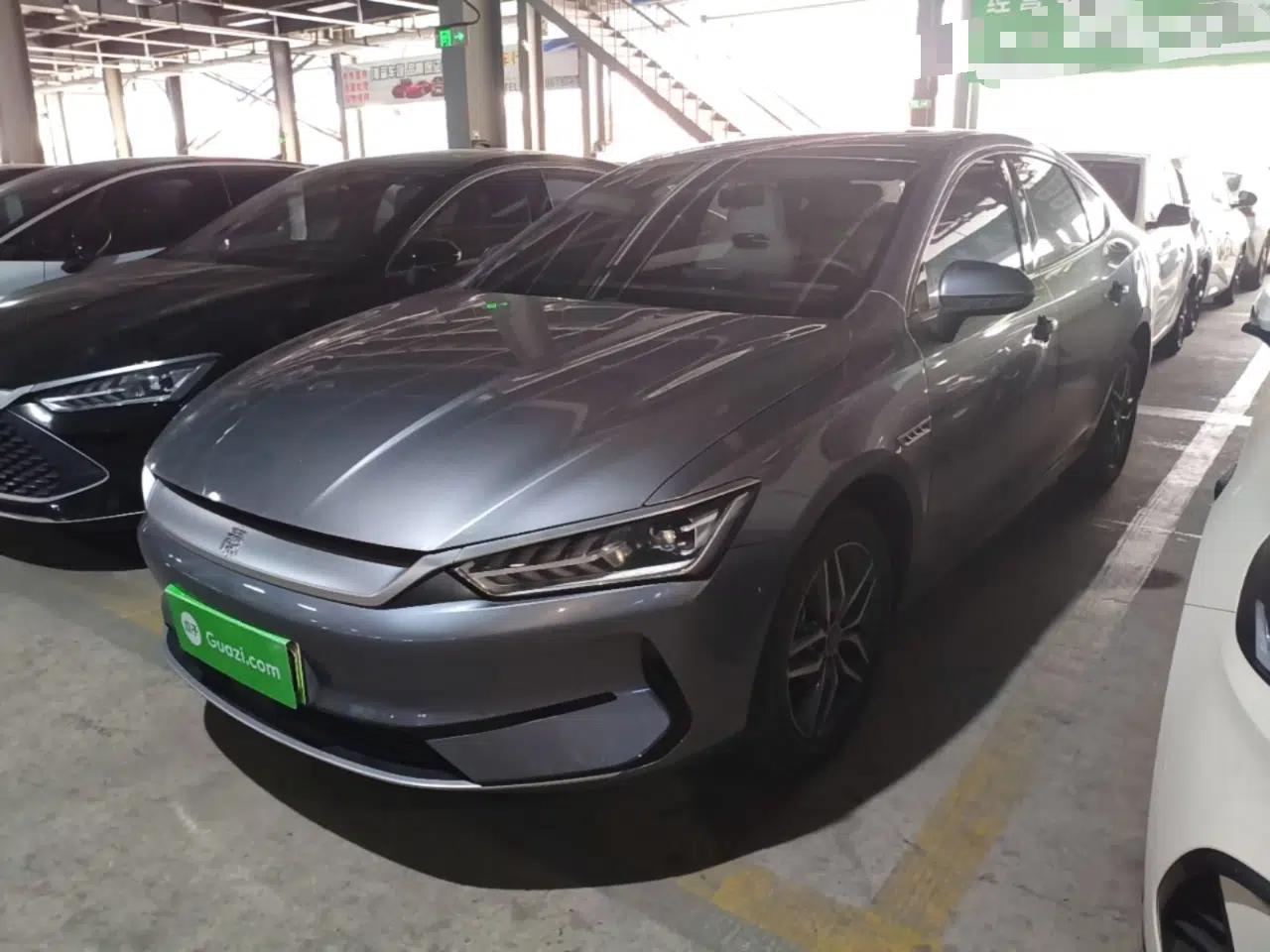 BYD Qin PLUS 2024 Honor Edition EV 420KM Leading Model — миниатюра 1