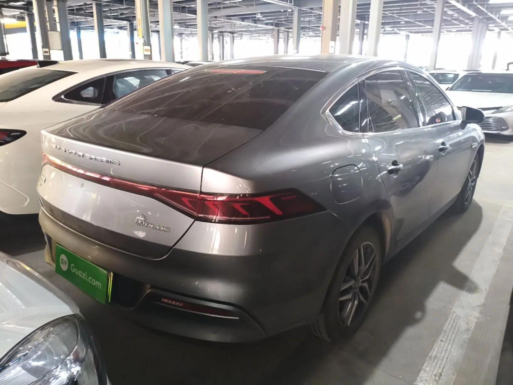 BYD Qin PLUS 2024 Honor Edition EV 420KM Leading Model — миниатюра 6