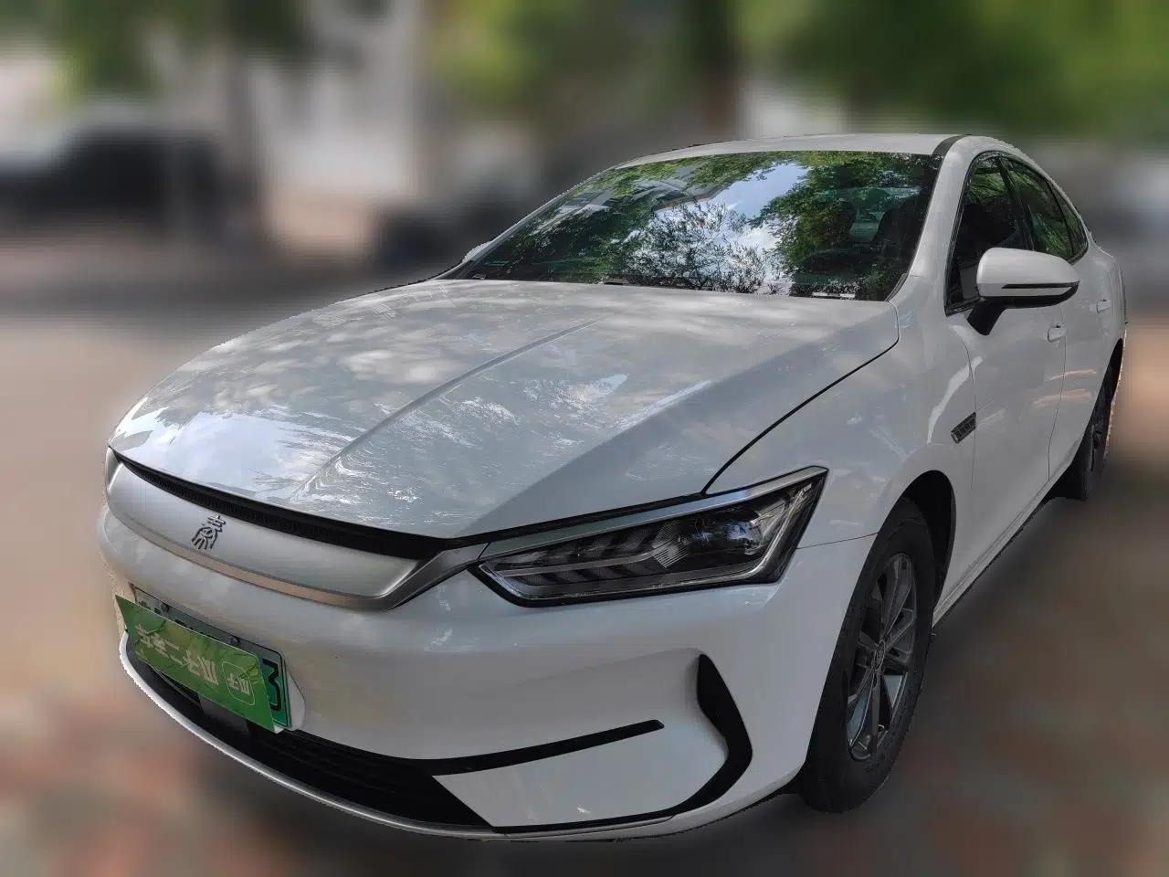 BYD Qin PLUS BYD Qin EV 510km ride-hailing version — миниатюра 1