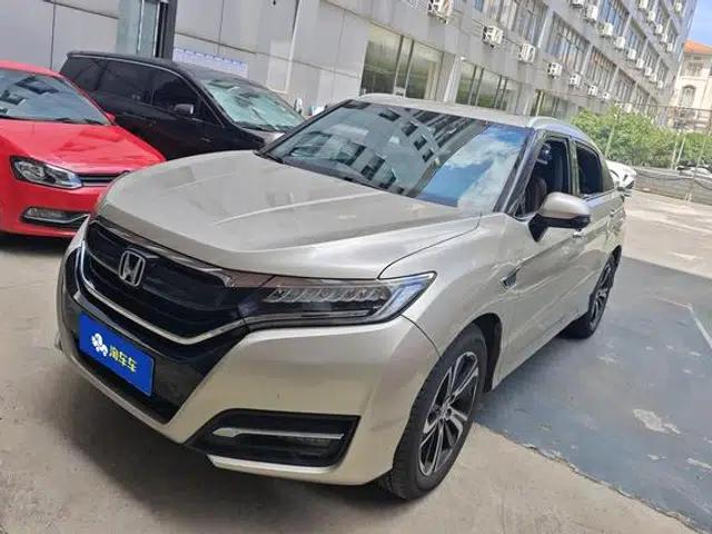 Honda UR-V 2017 370TURBO 2WD Premium Edition (National V Emission Standard)