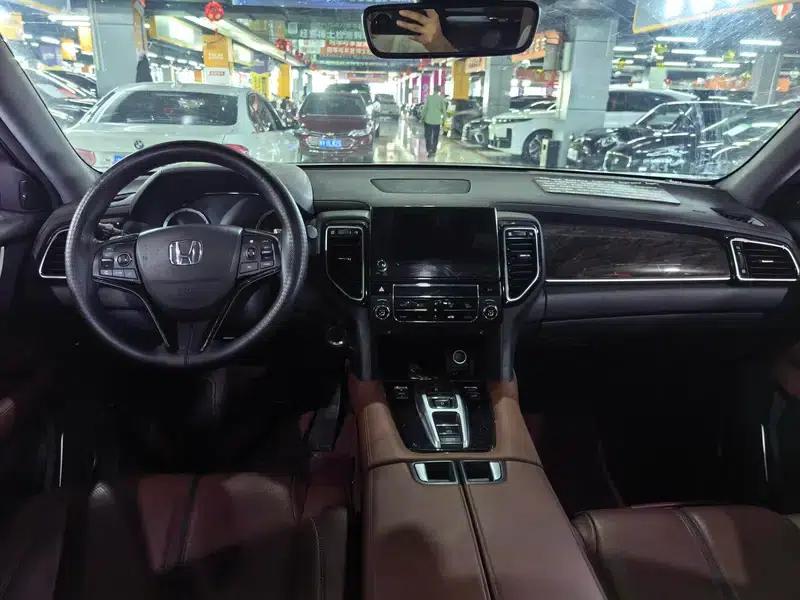Honda UR-V 2020 370TURBO AWD Premium Edition — миниатюра 6