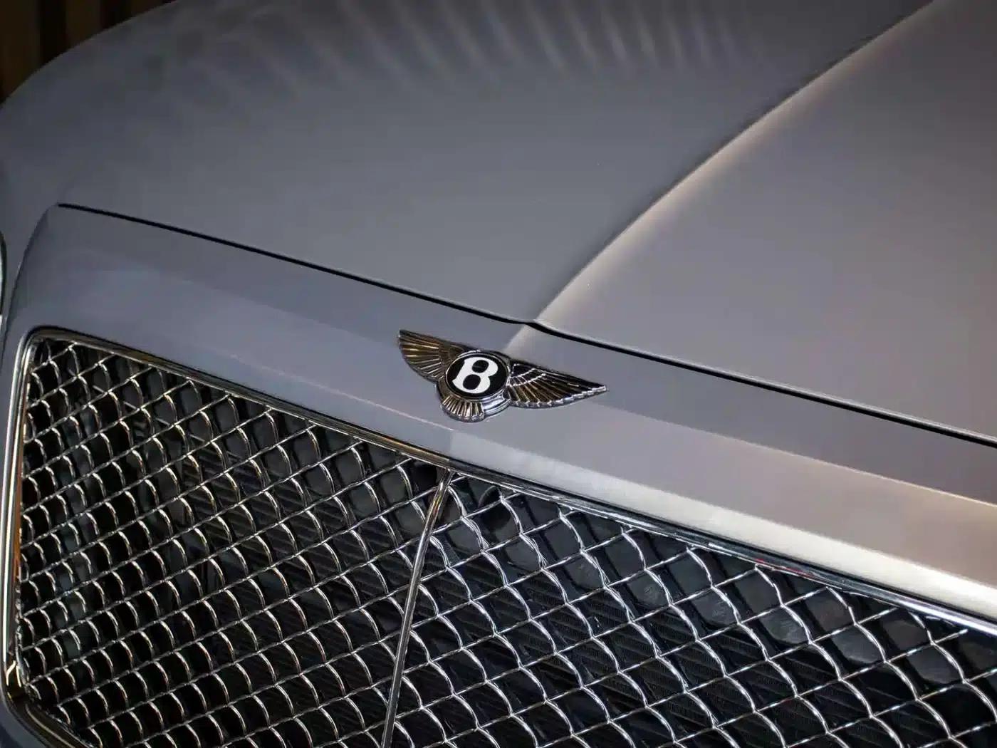 Bentayga 2016 6.0T Standard Edition — миниатюра 3
