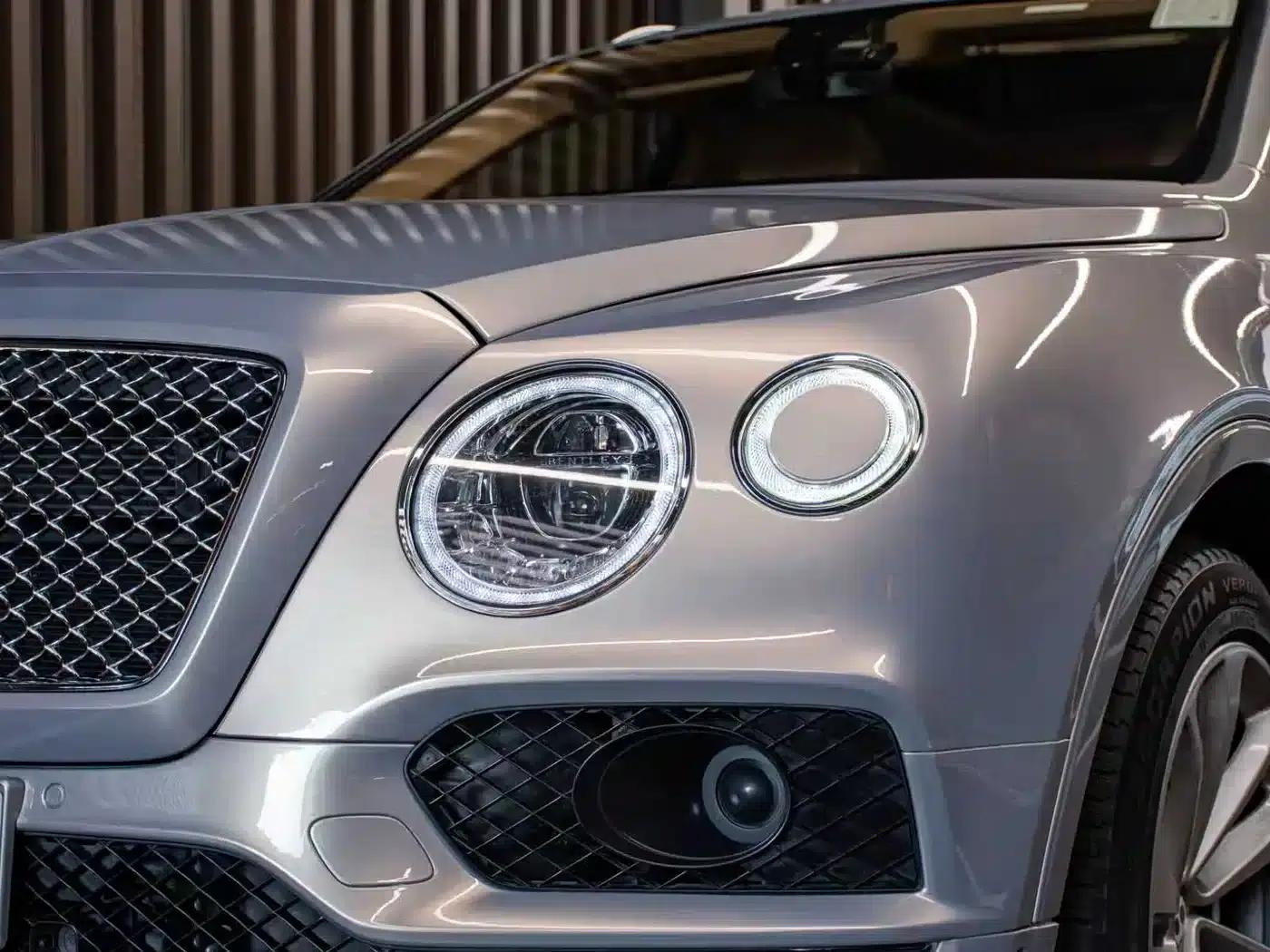 Bentayga 2016 6.0T Standard Edition — миниатюра 4