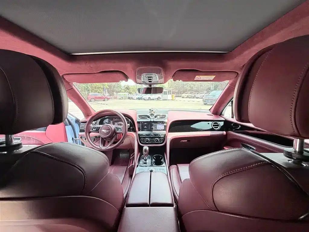 Bentayga 2021 4.0T V8 — миниатюра 14