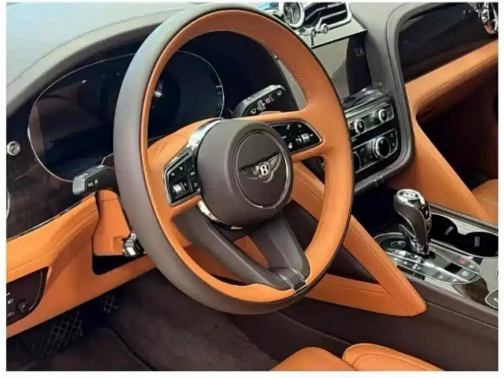 Bentayga 2021 4.0T V8 — миниатюра 4