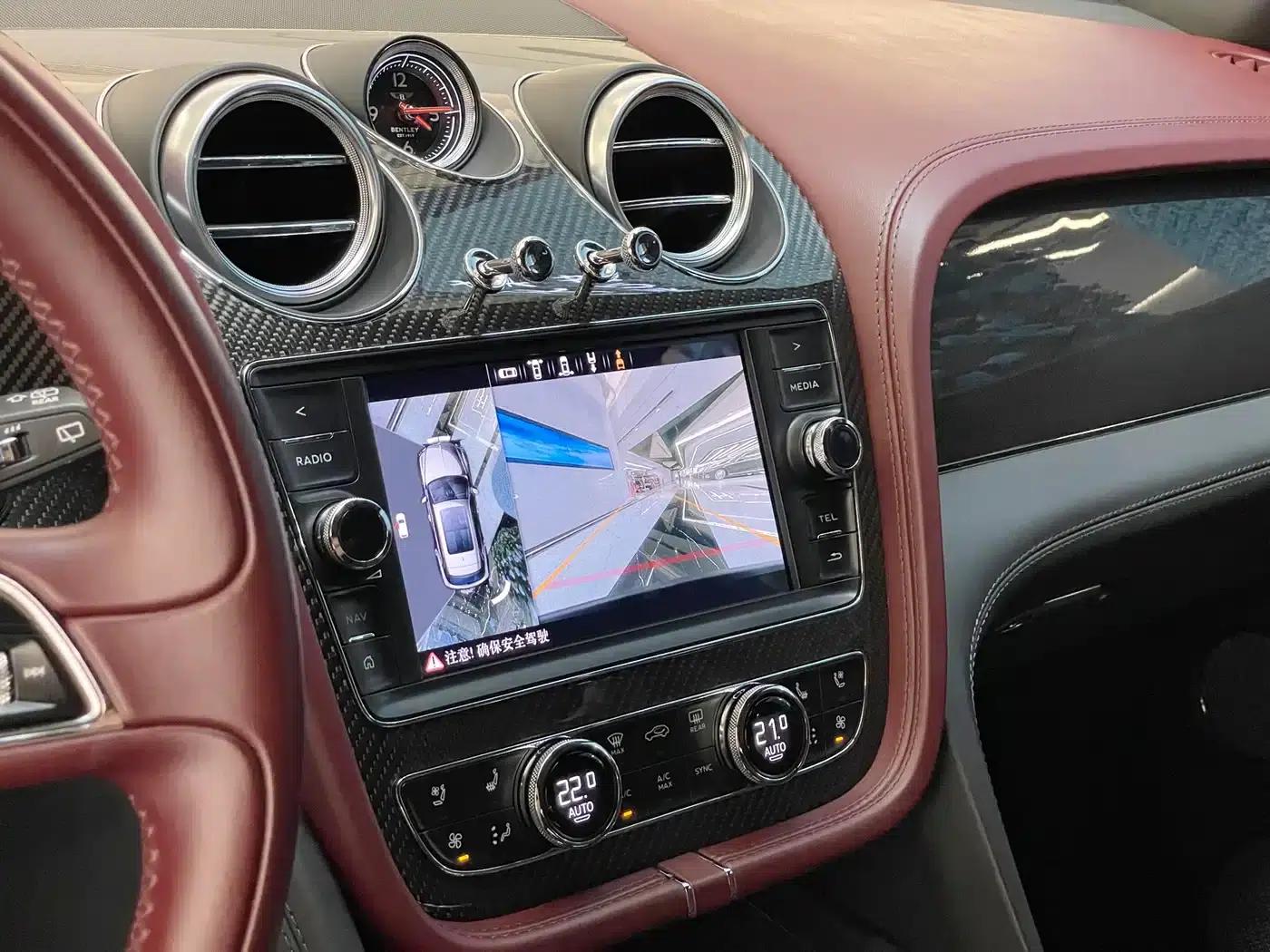 Bentayga 2018 4.0T V8 — миниатюра 22