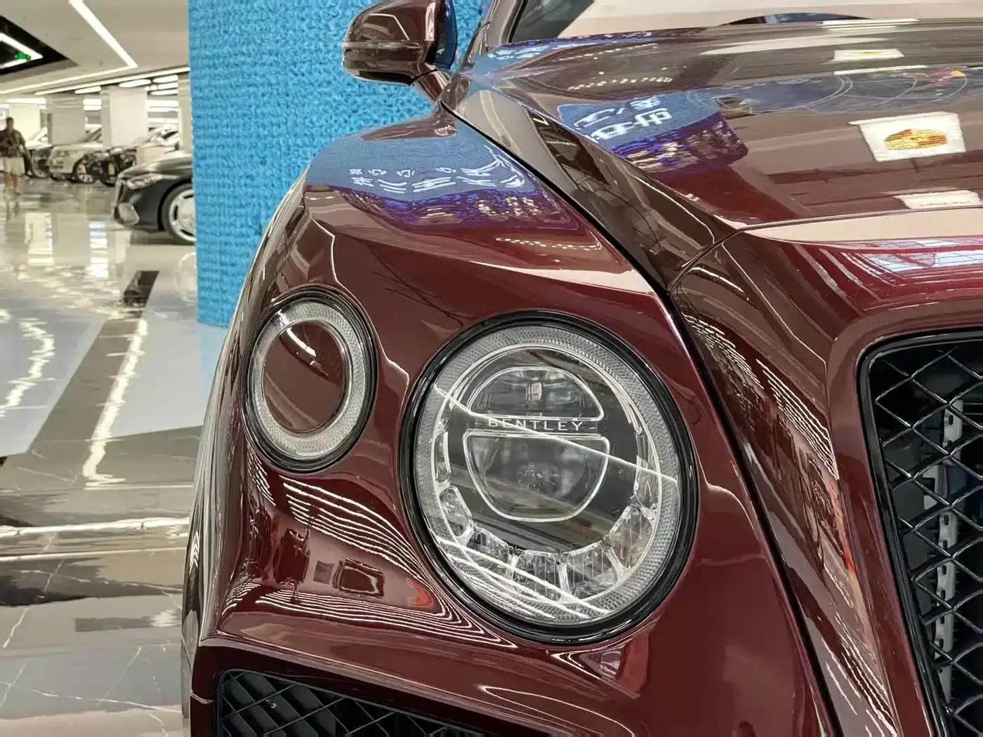Bentayga 2018 4.0T V8 — миниатюра 6