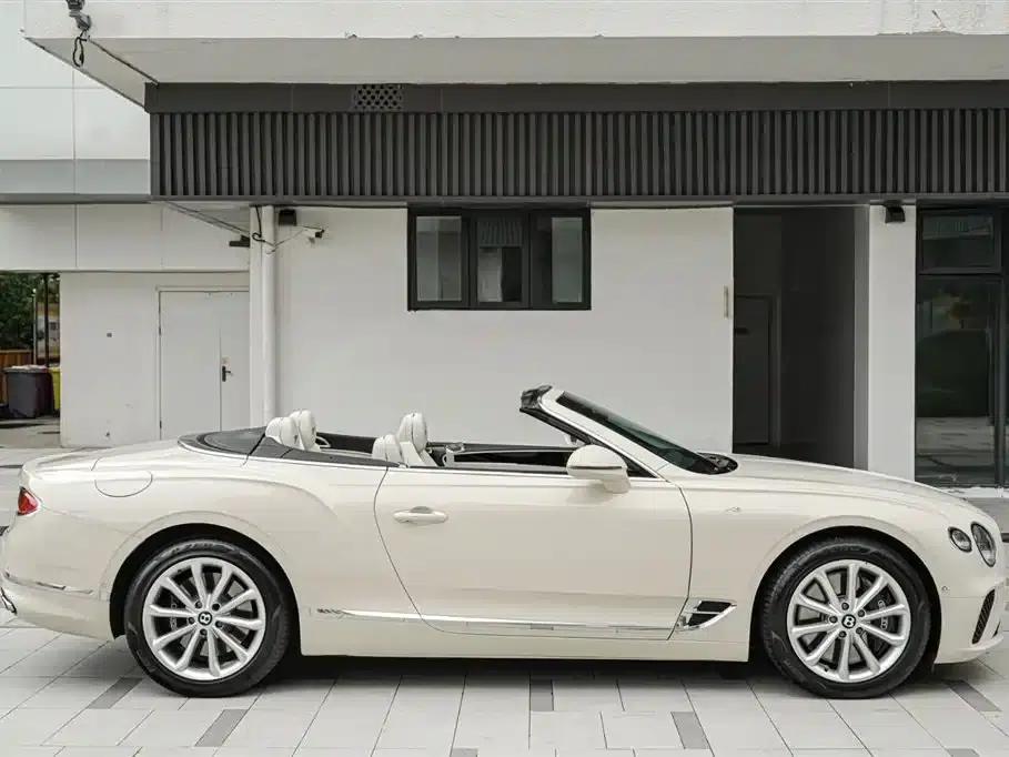 2022 Continental 4.0T GT V8 Convertible — миниатюра 2
