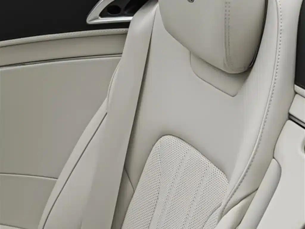 2022 Continental 4.0T GT V8 Convertible — миниатюра 12