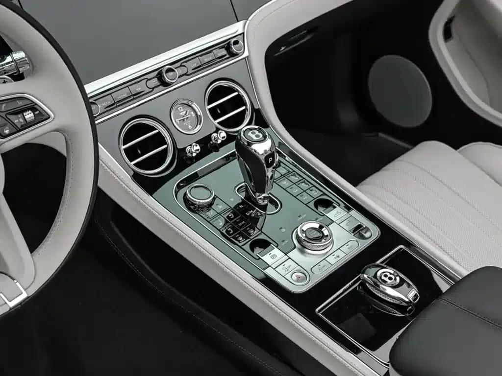 2022 Continental 4.0T GT V8 Convertible — миниатюра 7