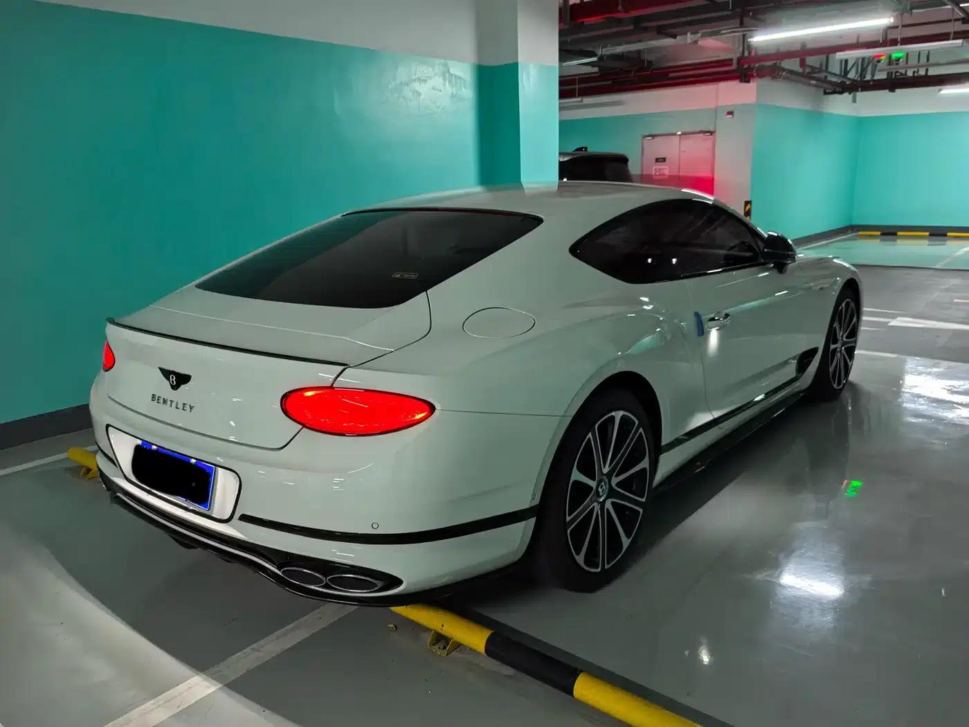 2020 Continental 4.0T GT V8 — миниатюра 13