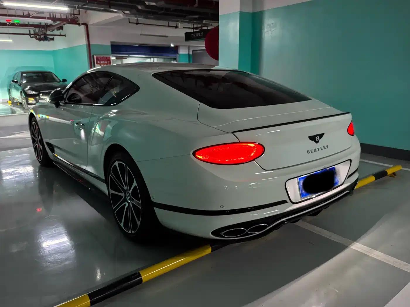 2020 Continental 4.0T GT V8 — миниатюра 14