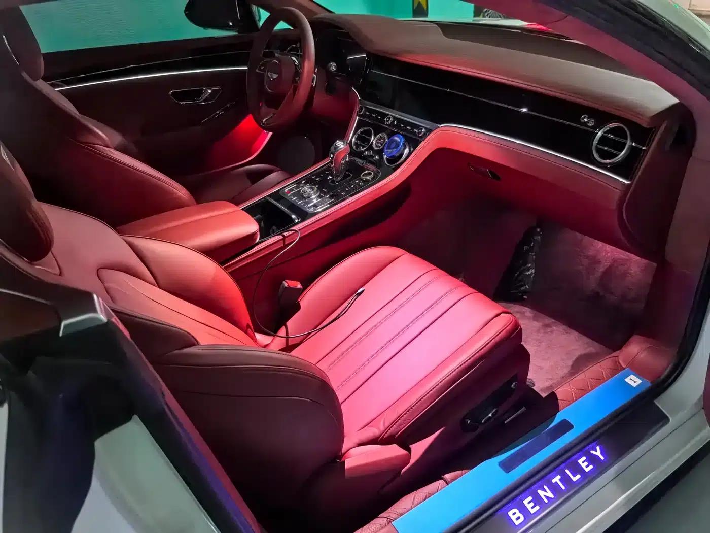 2020 Continental 4.0T GT V8 — миниатюра 4