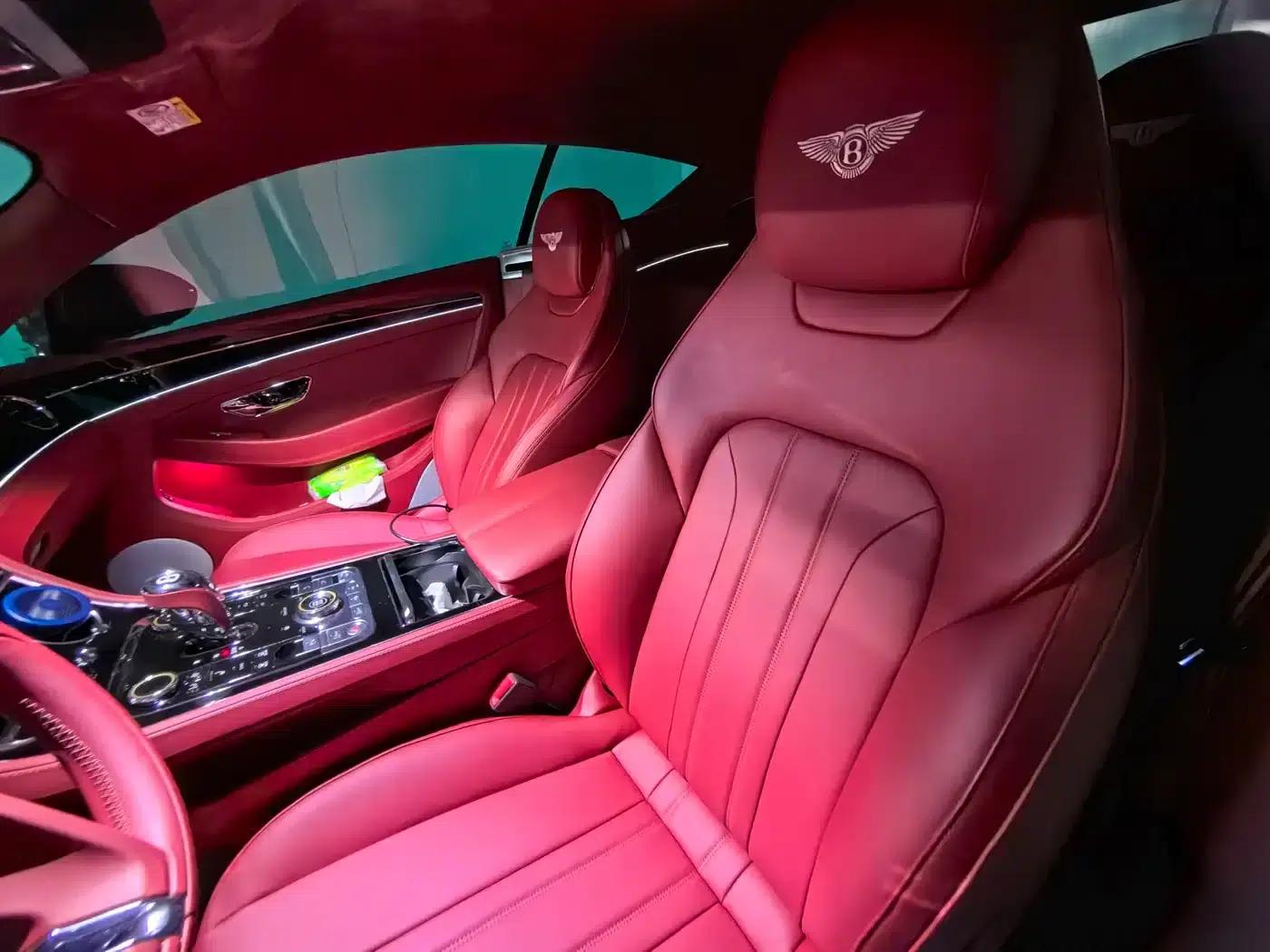 2020 Continental 4.0T GT V8 — миниатюра 9