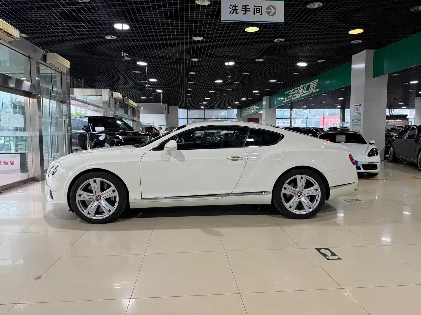 2015 Continental 4.0T GT V8 Standard Edition — миниатюра 3