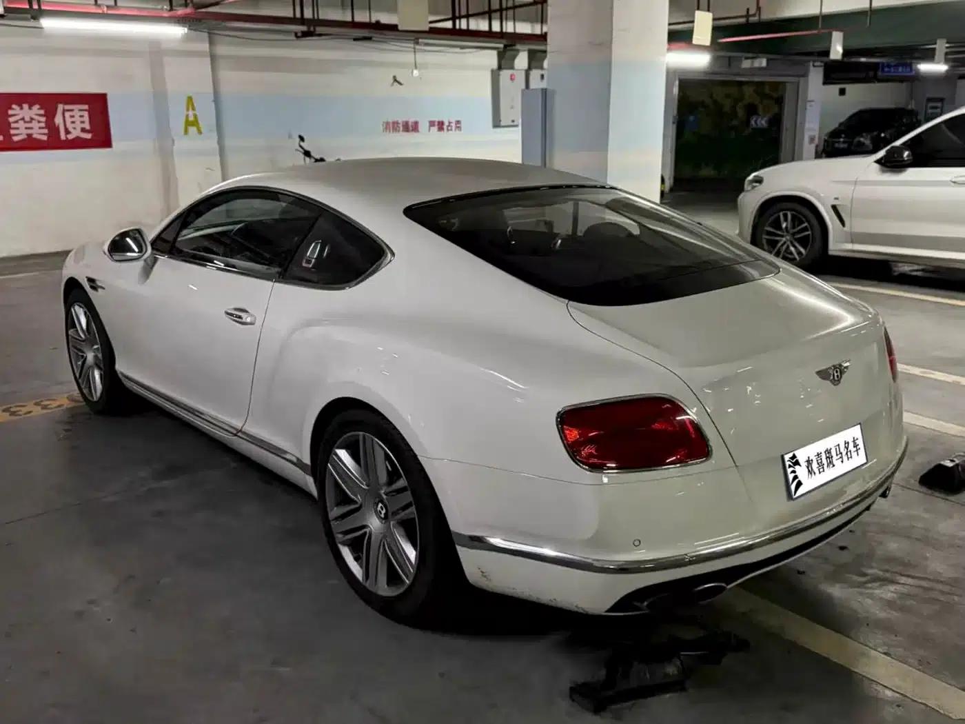 2017 Continental 4.0T GT V8 Standard Edition — миниатюра 3