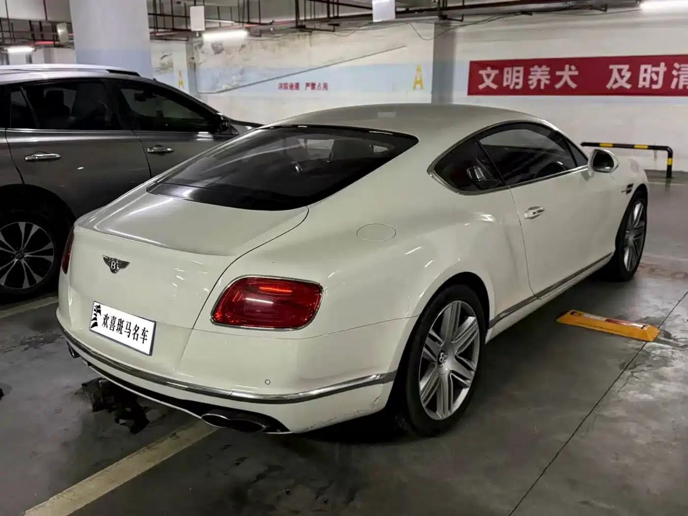 2017 Continental 4.0T GT V8 Standard Edition — миниатюра 4