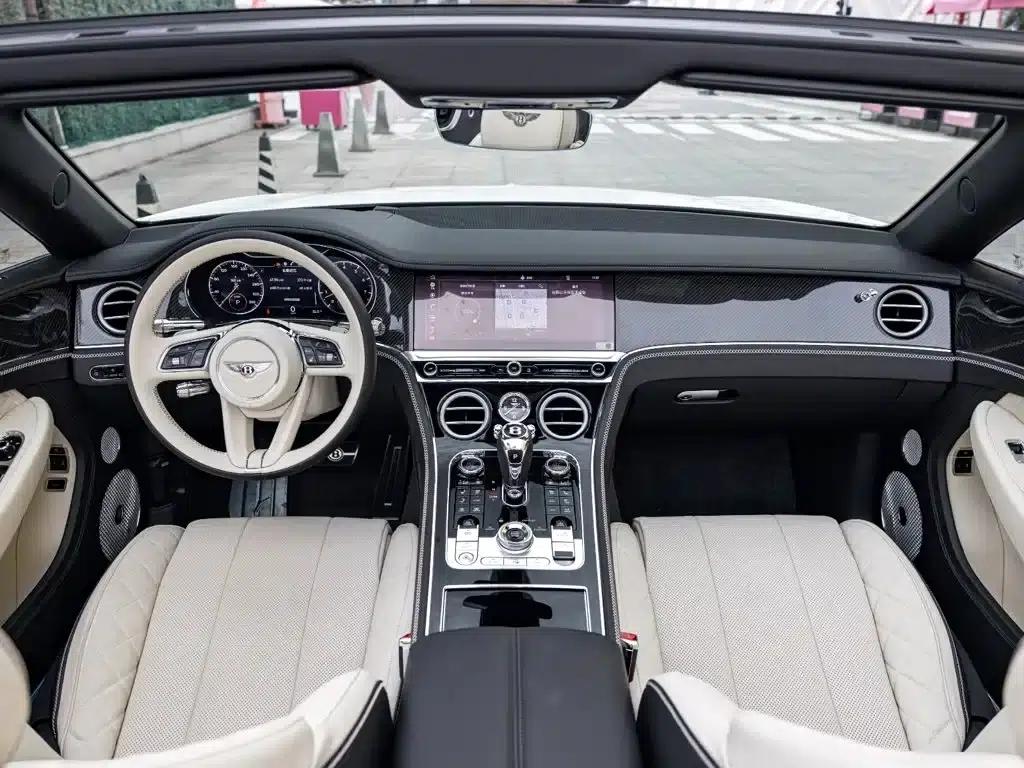 2022 Continental 4.0T GT V8 Convertible — миниатюра 11