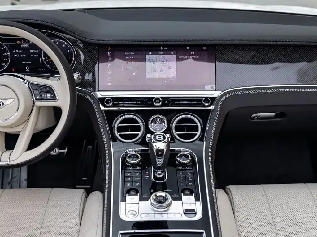 2022 Continental 4.0T GT V8 Convertible — миниатюра 15