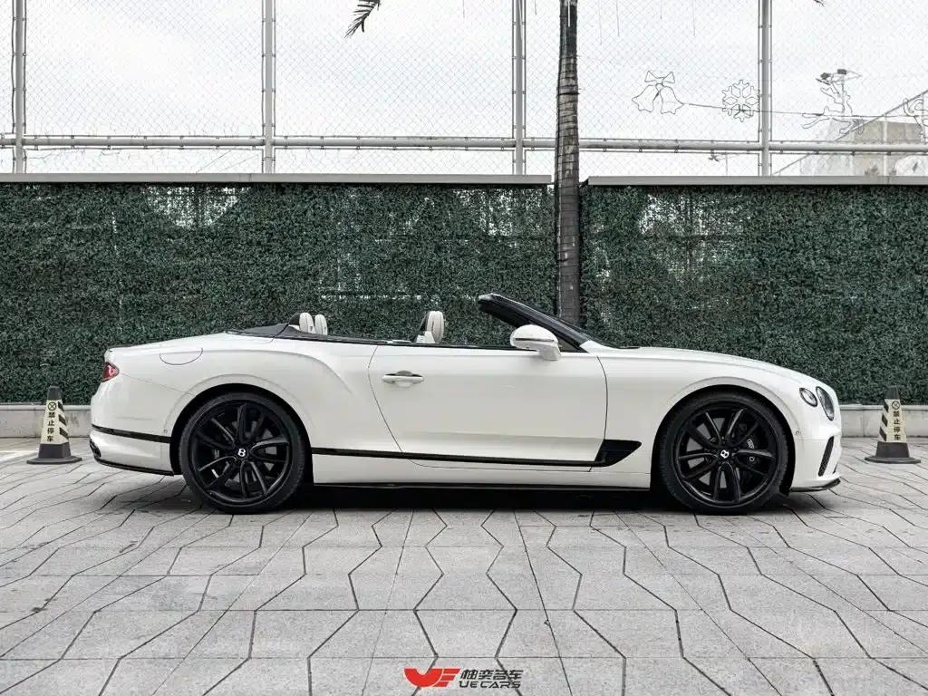 2022 Continental 4.0T GT V8 Convertible — миниатюра 8