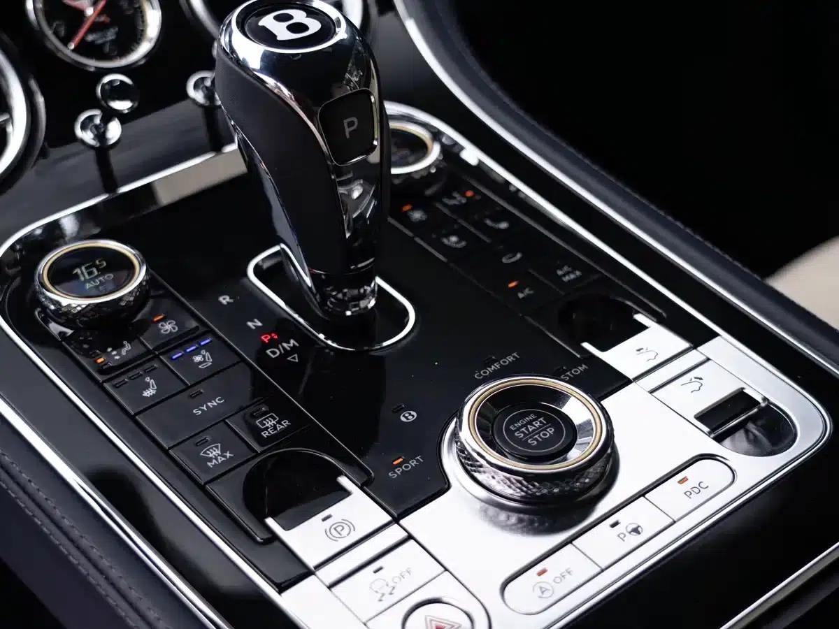 2022 Continental 4.0T GT V8 — миниатюра 15