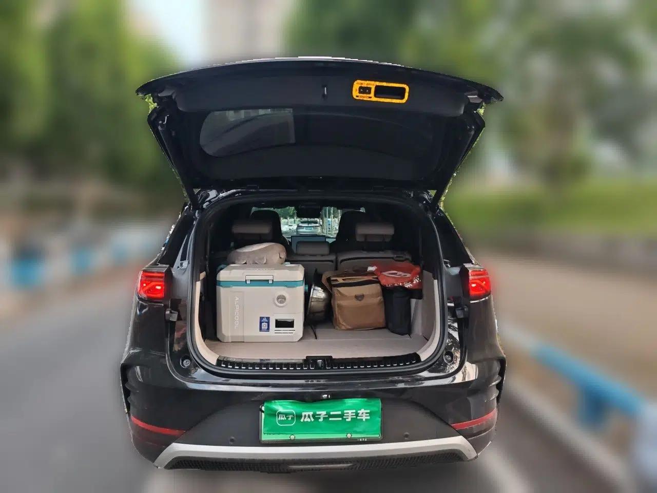 BYD Tang New Energy 2024 DM-i Glory Edition 200KM Flagship Model — миниатюра 19